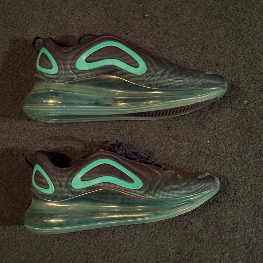 Nike Air Max 720
